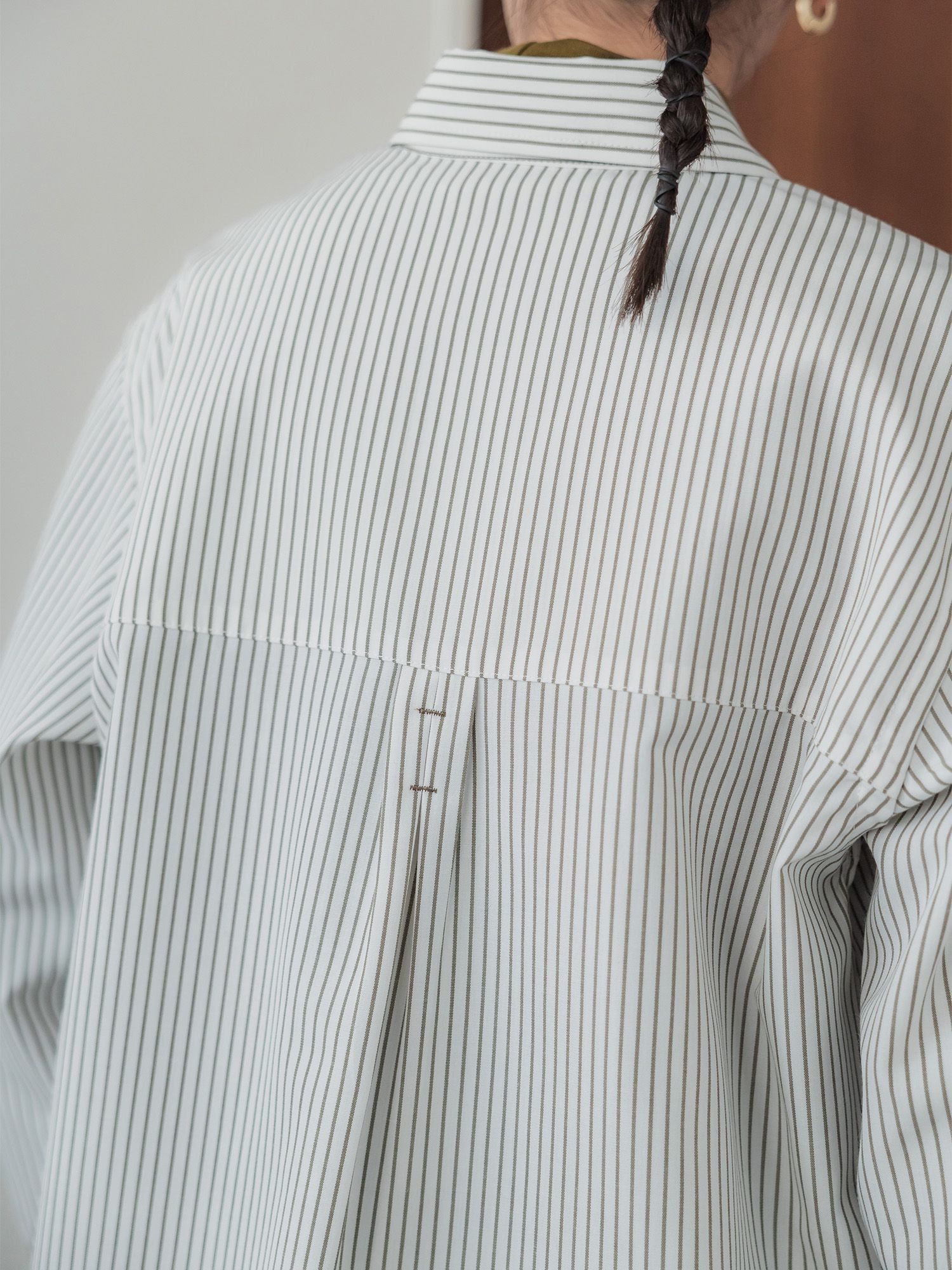 バックステッチレギュラーシャツ