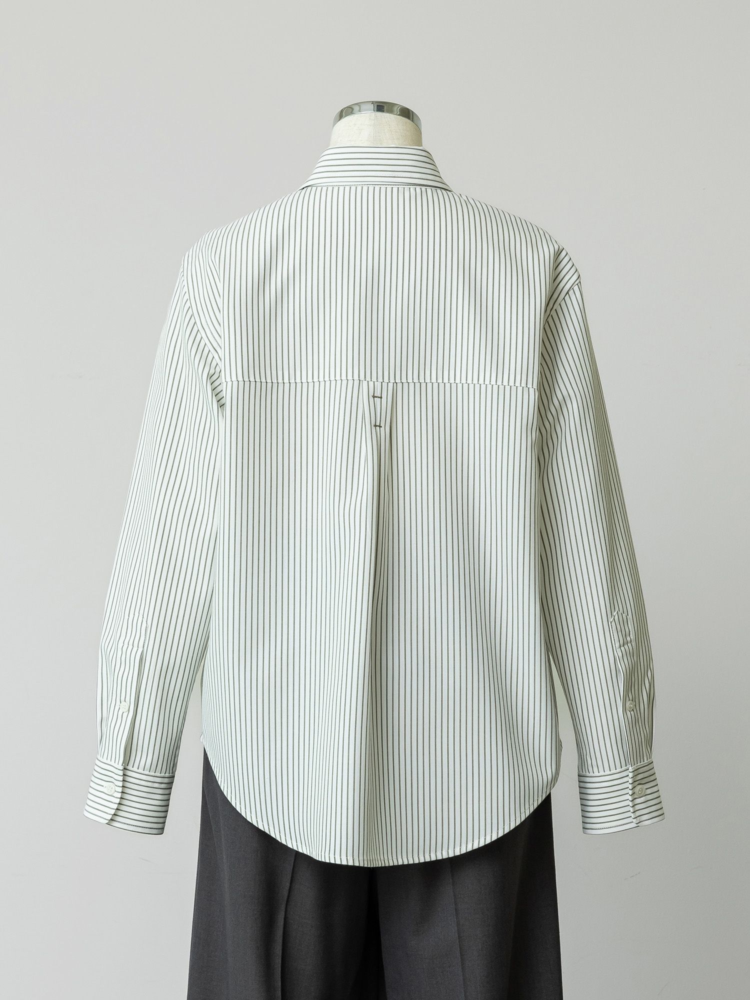 バックステッチレギュラーシャツ