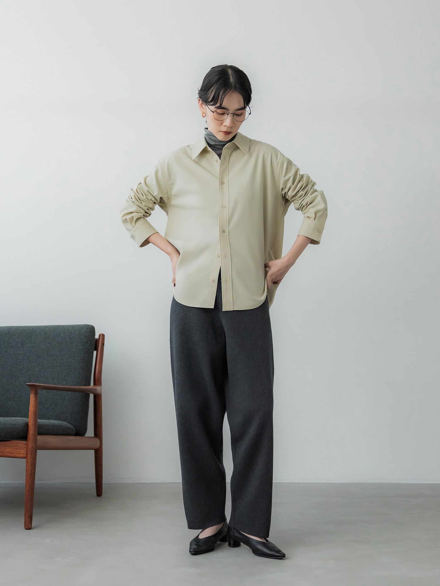 バックステッチレギュラーシャツ