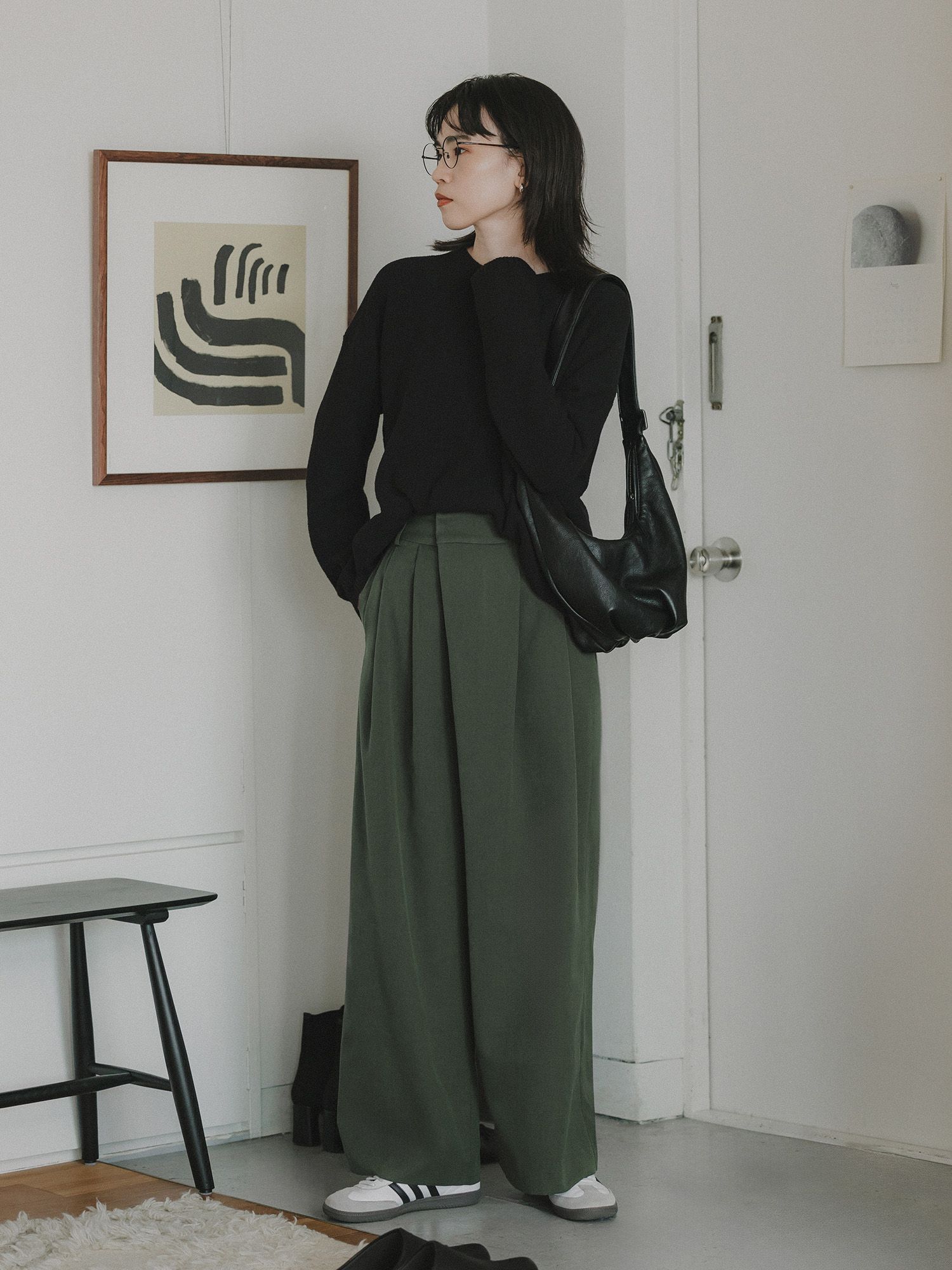 アシンメトリーツータックパンツ