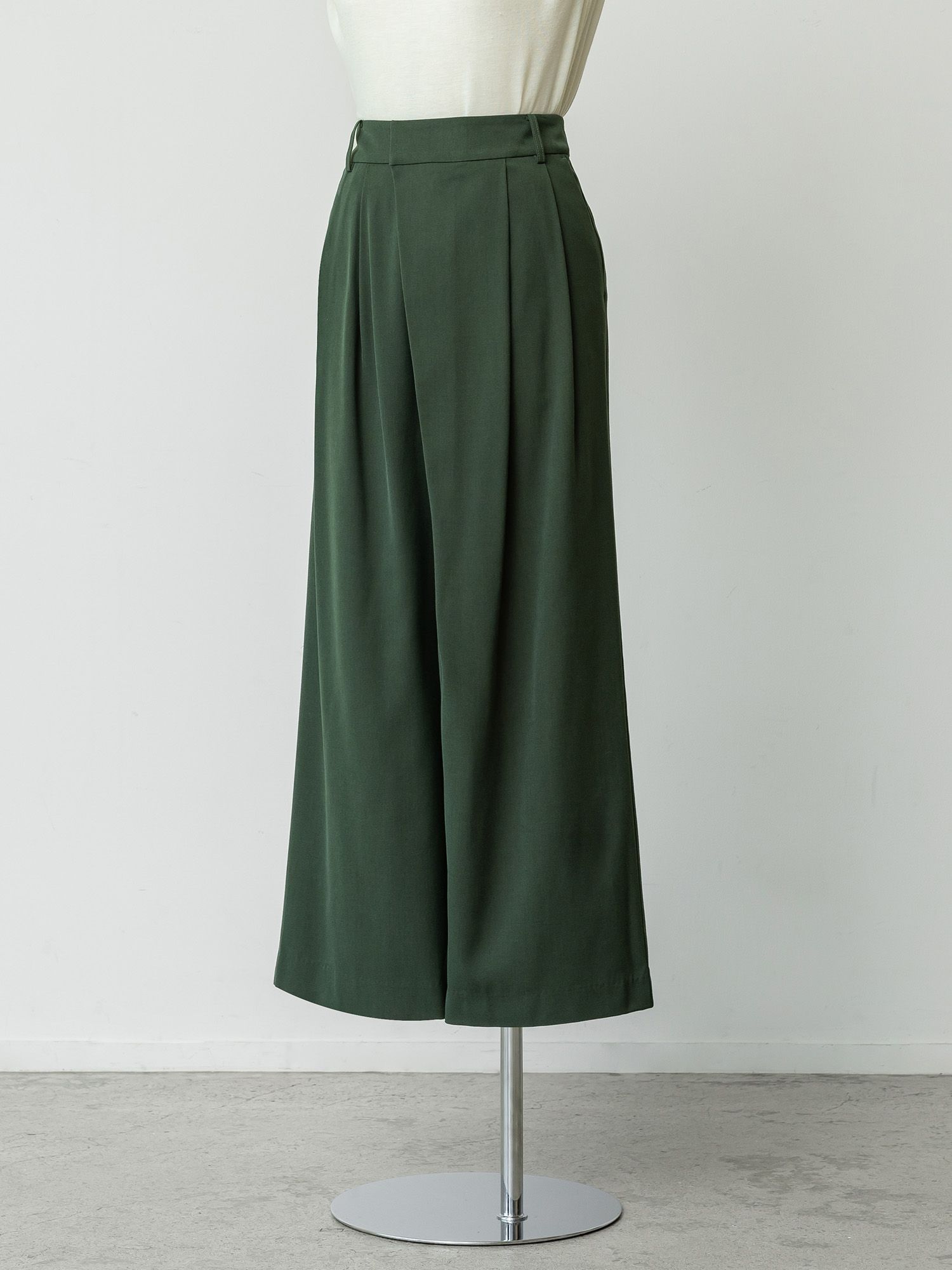 アシンメトリーツータックパンツ