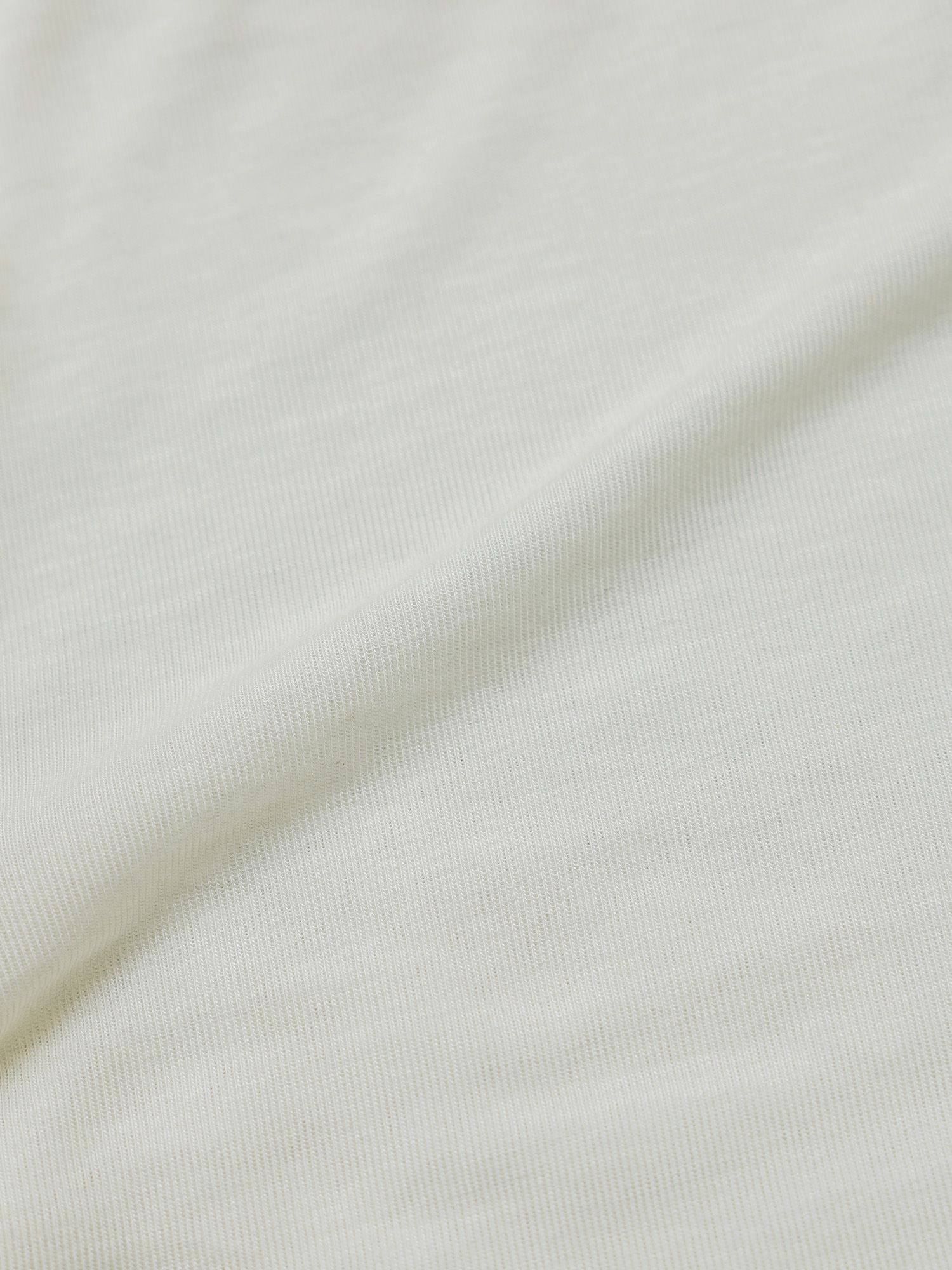 シルクブレンドハイネックトップス