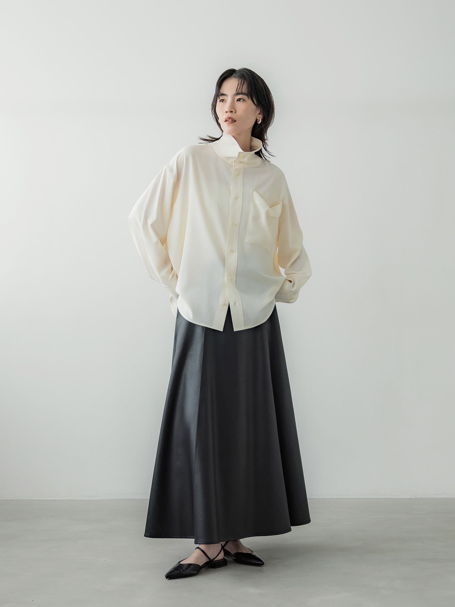 フェイクレザードレープスカート