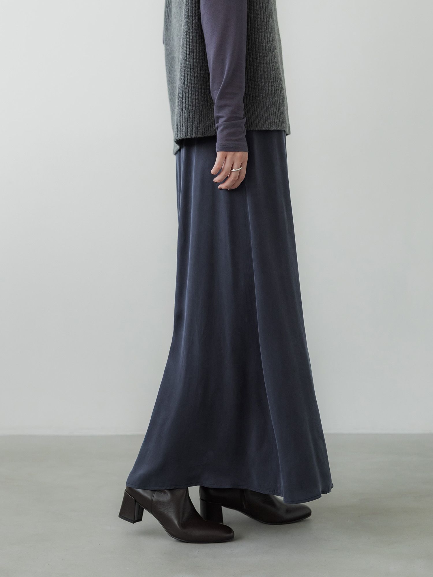 キュプラブレンドナロースカート