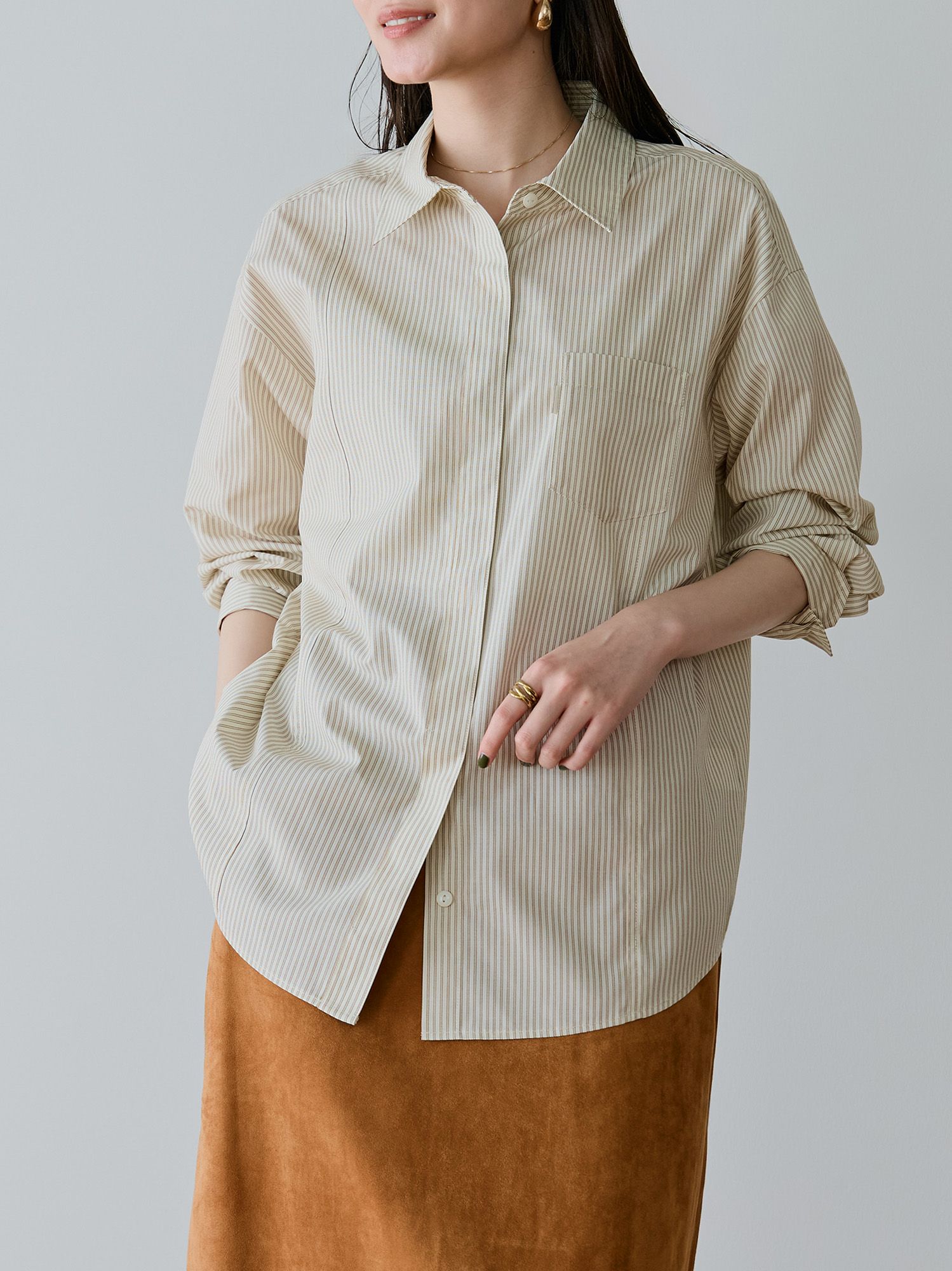 ストライプパネルシームシャツ