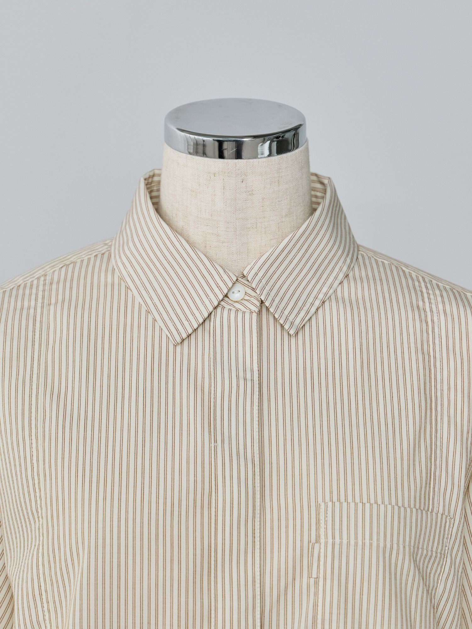 ストライプパネルシームシャツ