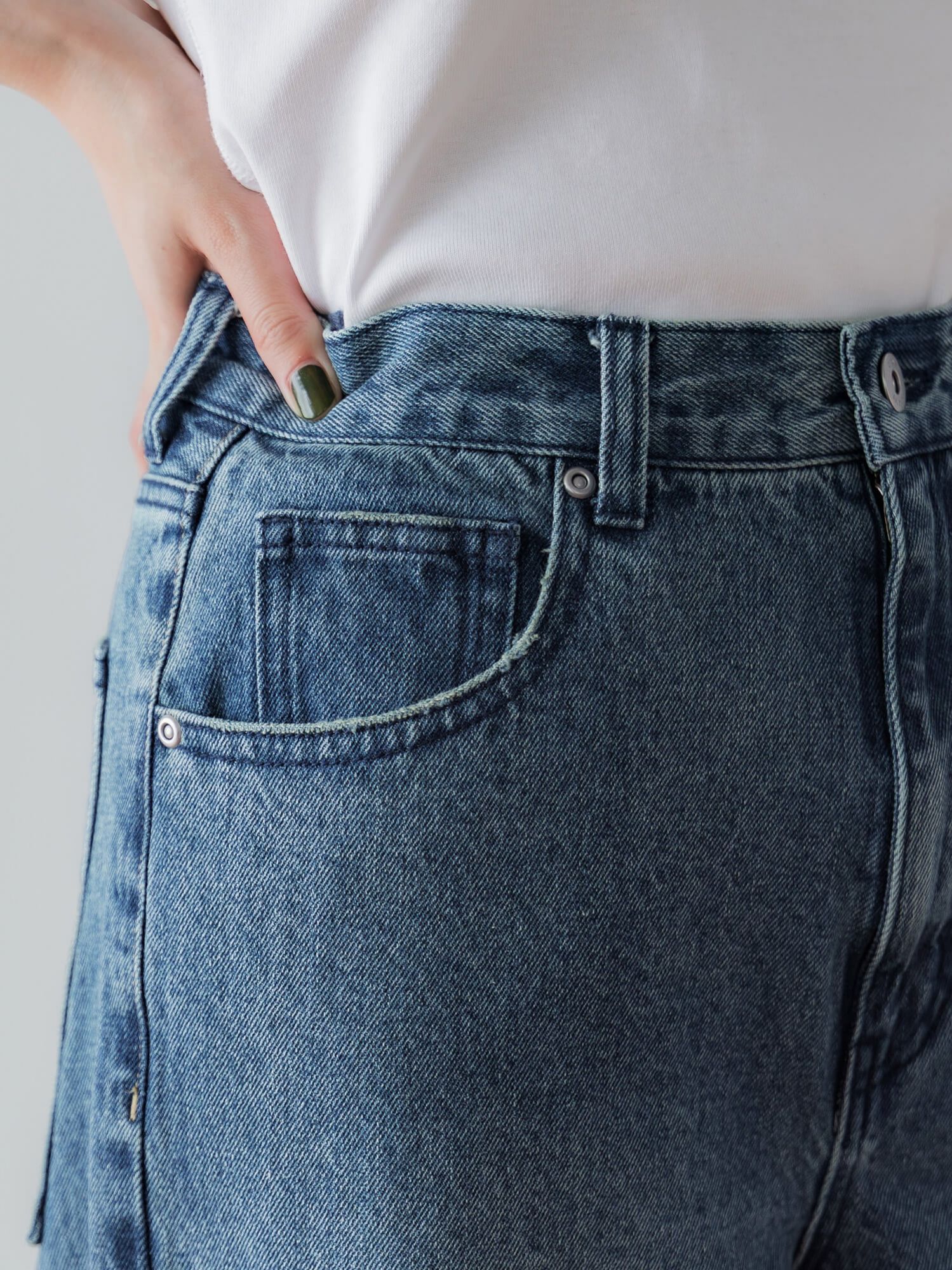 アジャスタブルIラインデニムパンツ