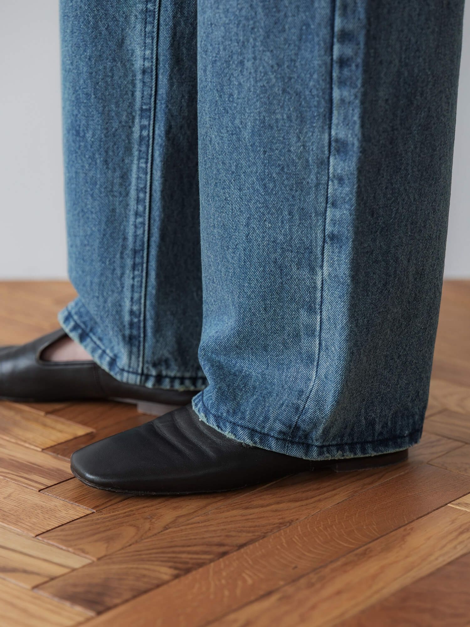 アジャスタブルIラインデニムパンツ