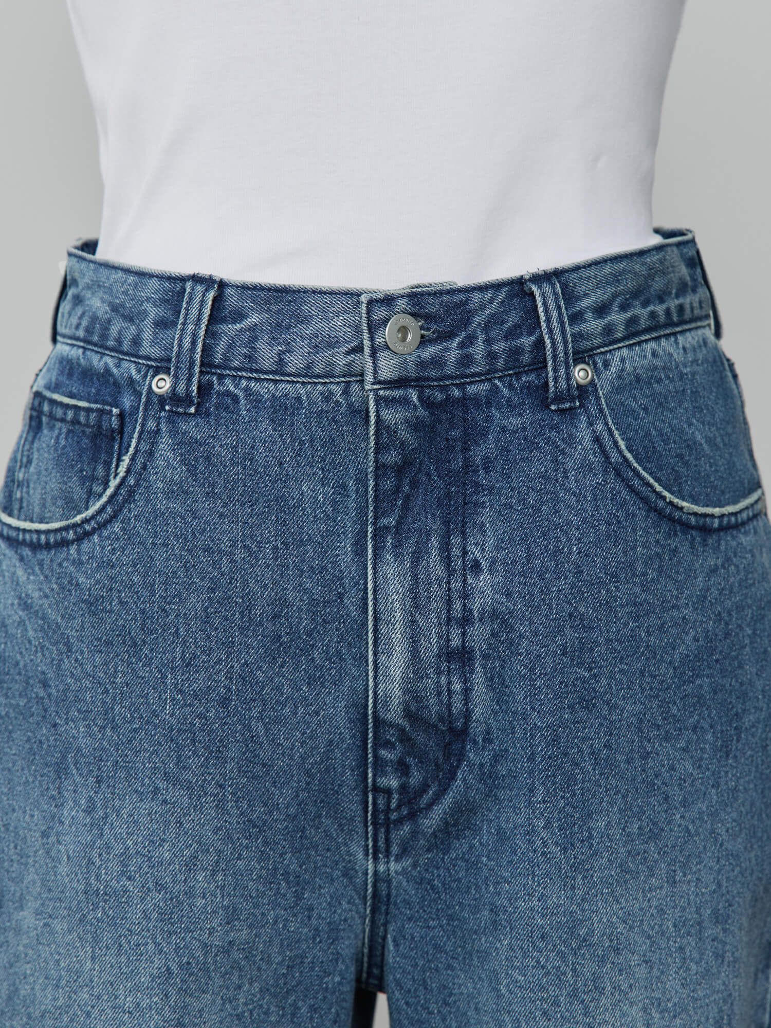 アジャスタブルIラインデニムパンツ