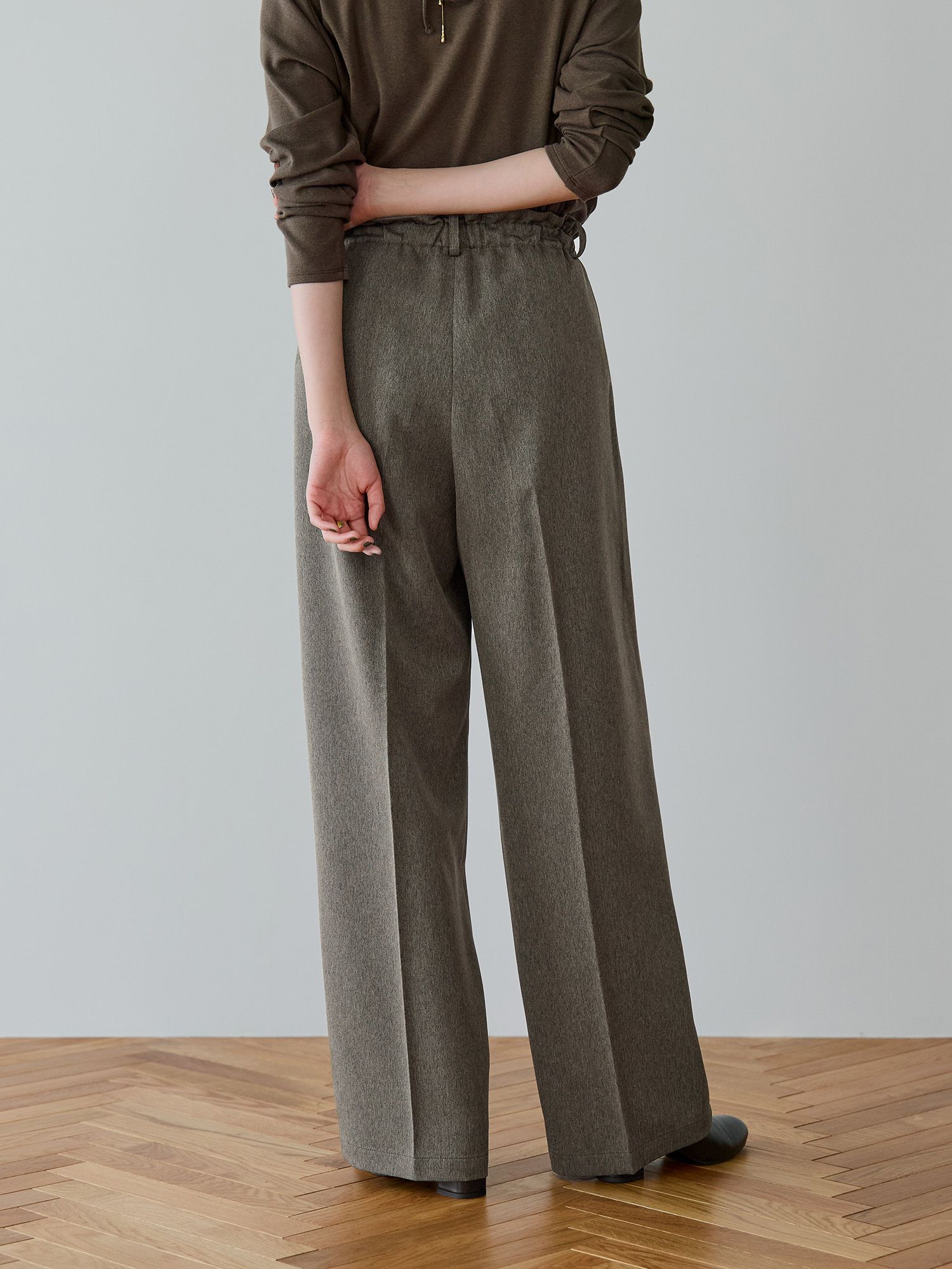 フリーウエストベルテッドパンツ
