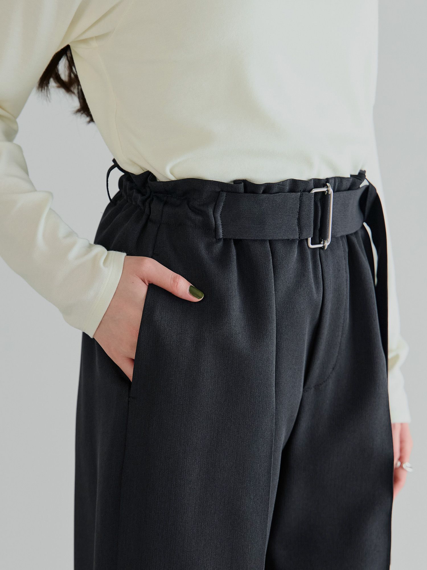 フリーウエストベルテッドパンツ