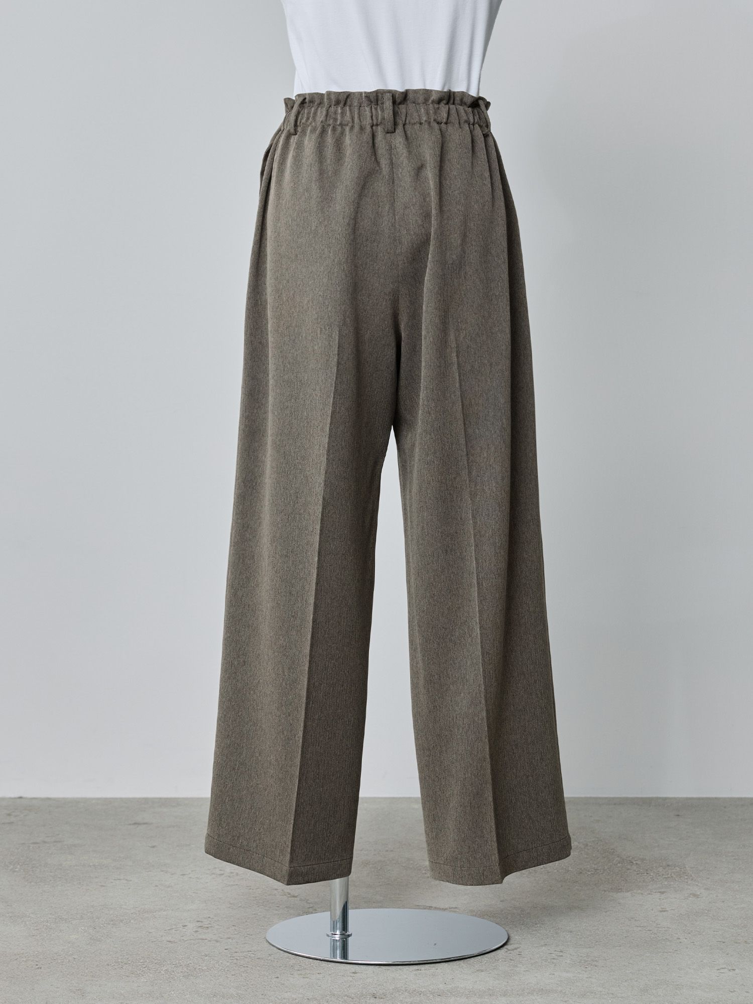 フリーウエストベルテッドパンツ