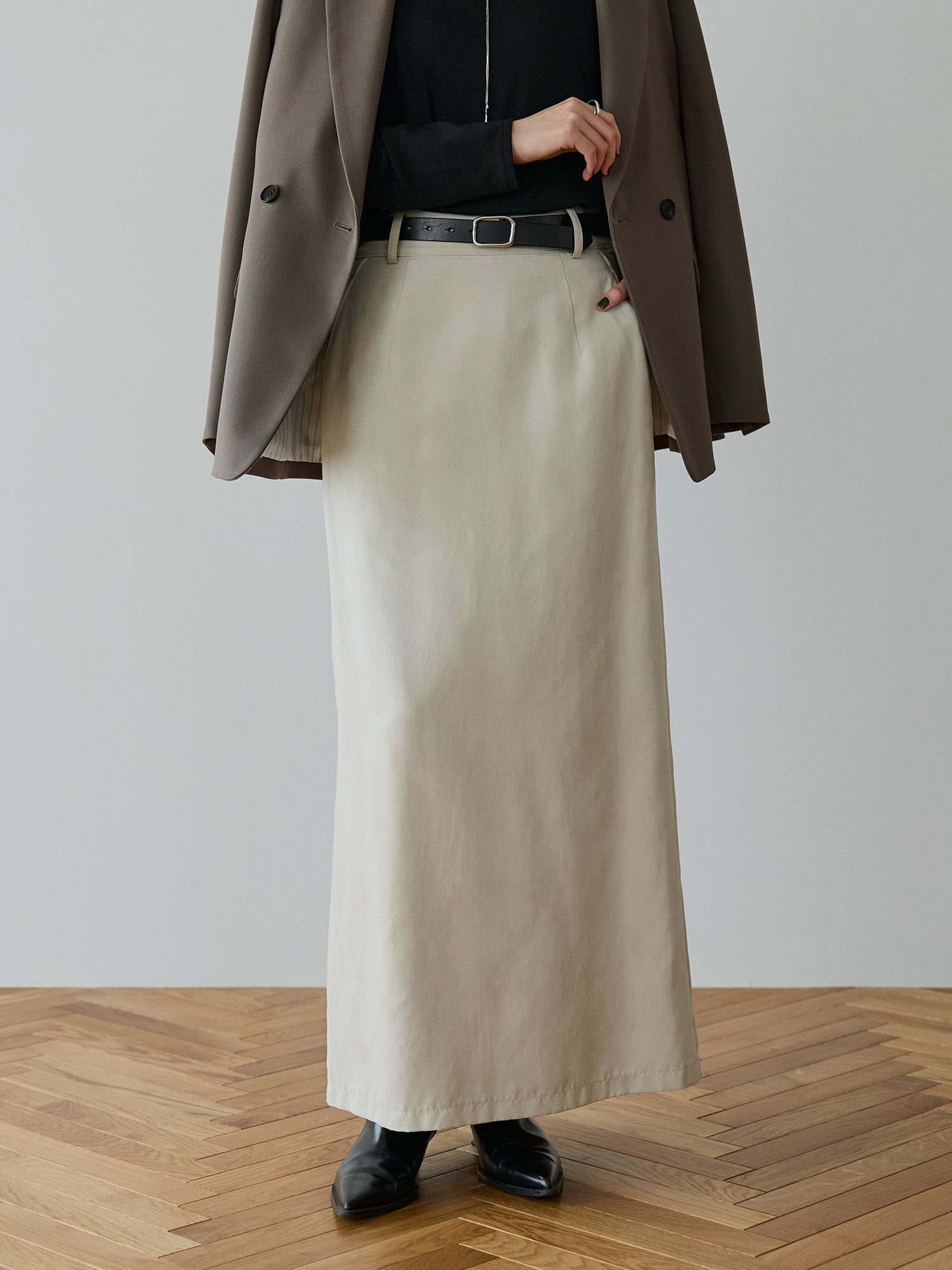 フェイクスウェードIラインスカート
