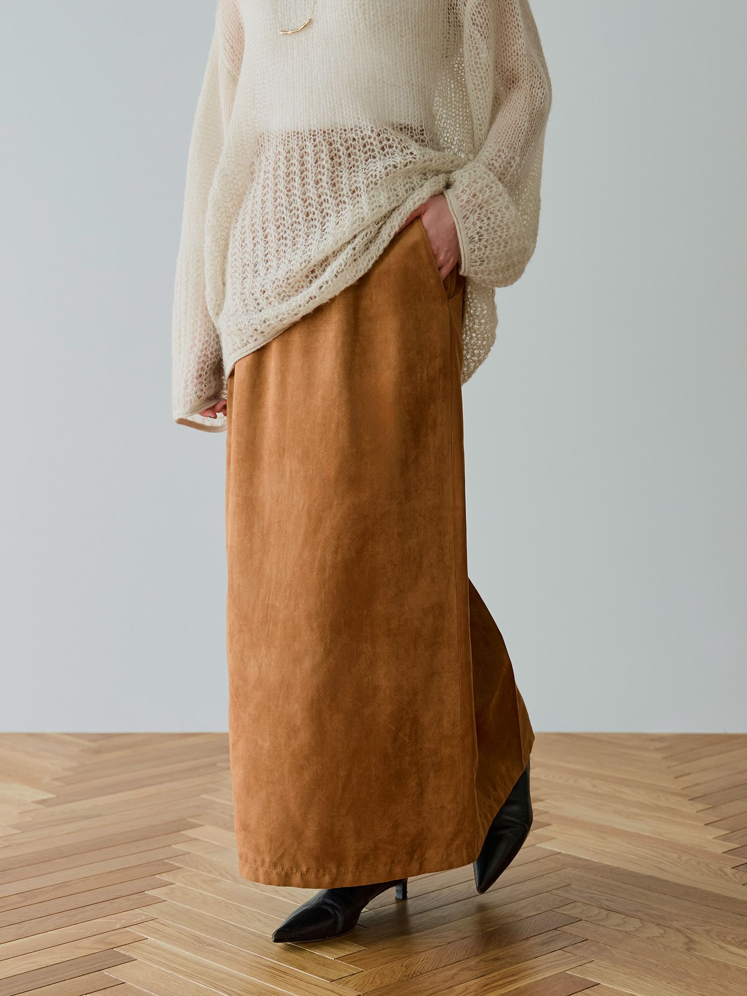 フェイクスウェードIラインスカート