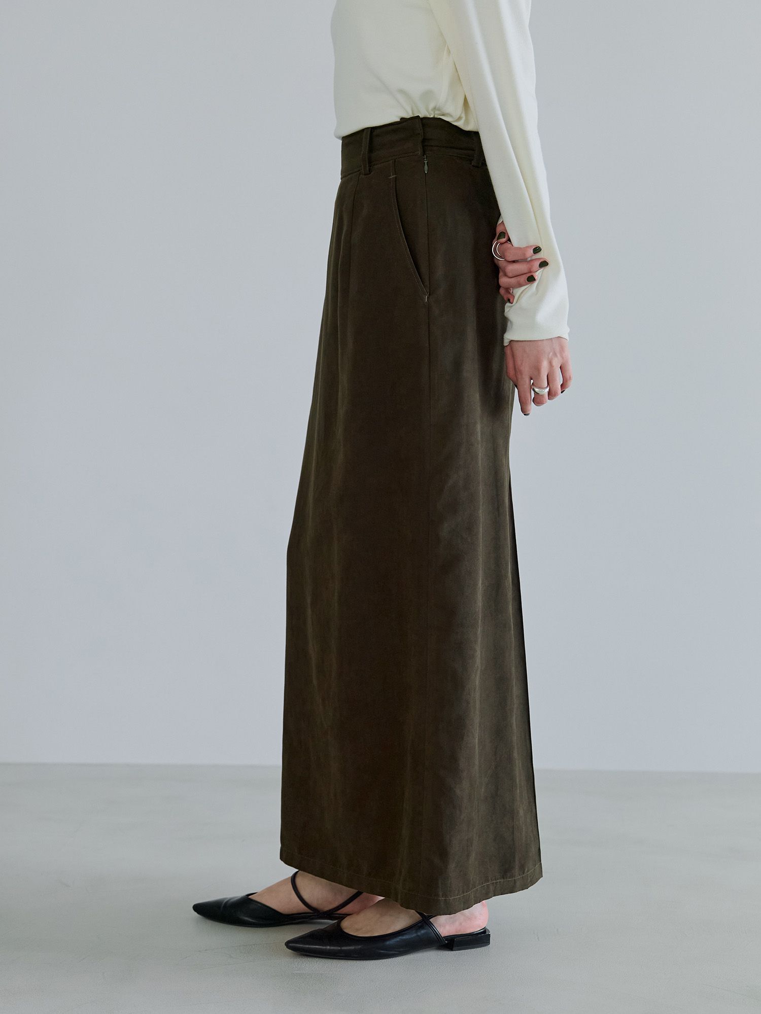 フェイクスウェードIラインスカート