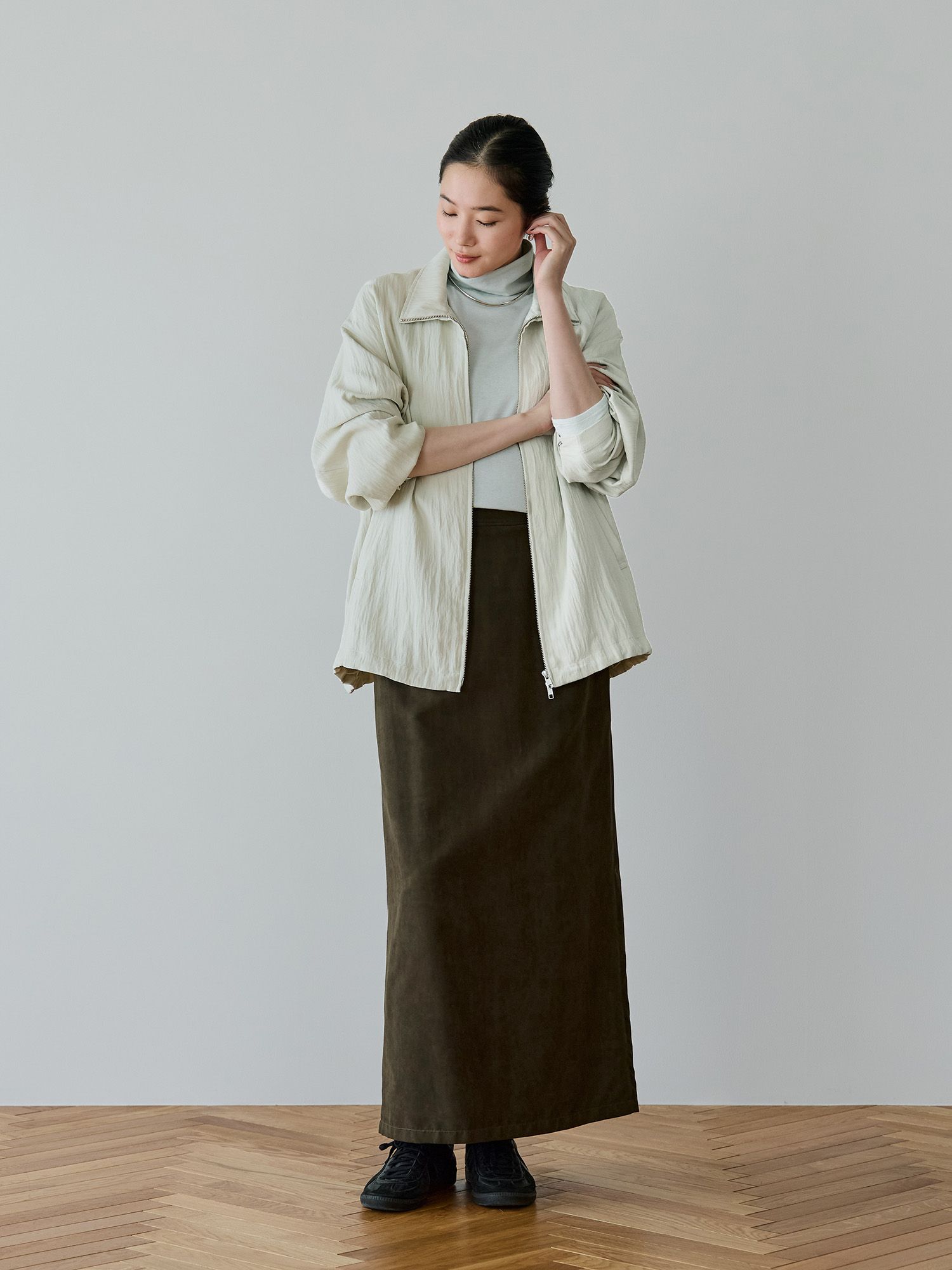 フェイクスウェードIラインスカート