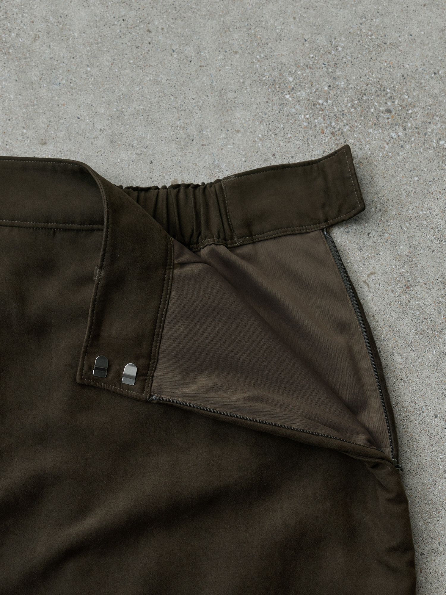 フェイクスウェードIラインスカート