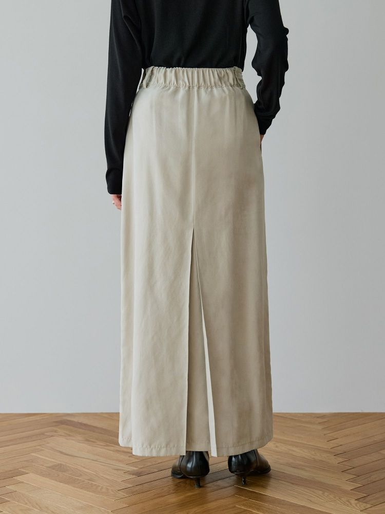 【crewre】 フェイクスウェードIラインスカート　ivory crewre online shop / フェイクスウェードIラインスカート