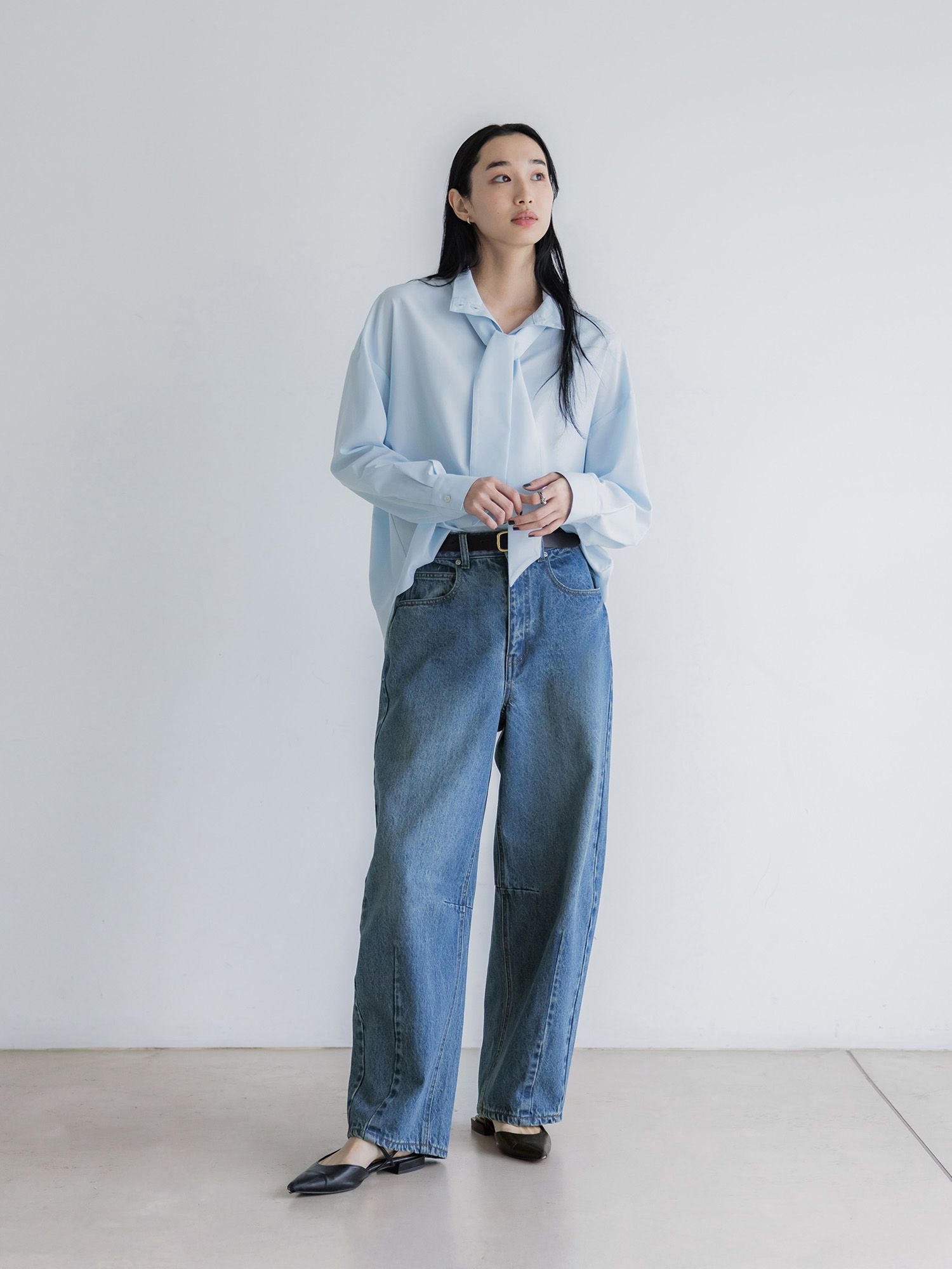 ソフトカーヴィーデニムパンツ