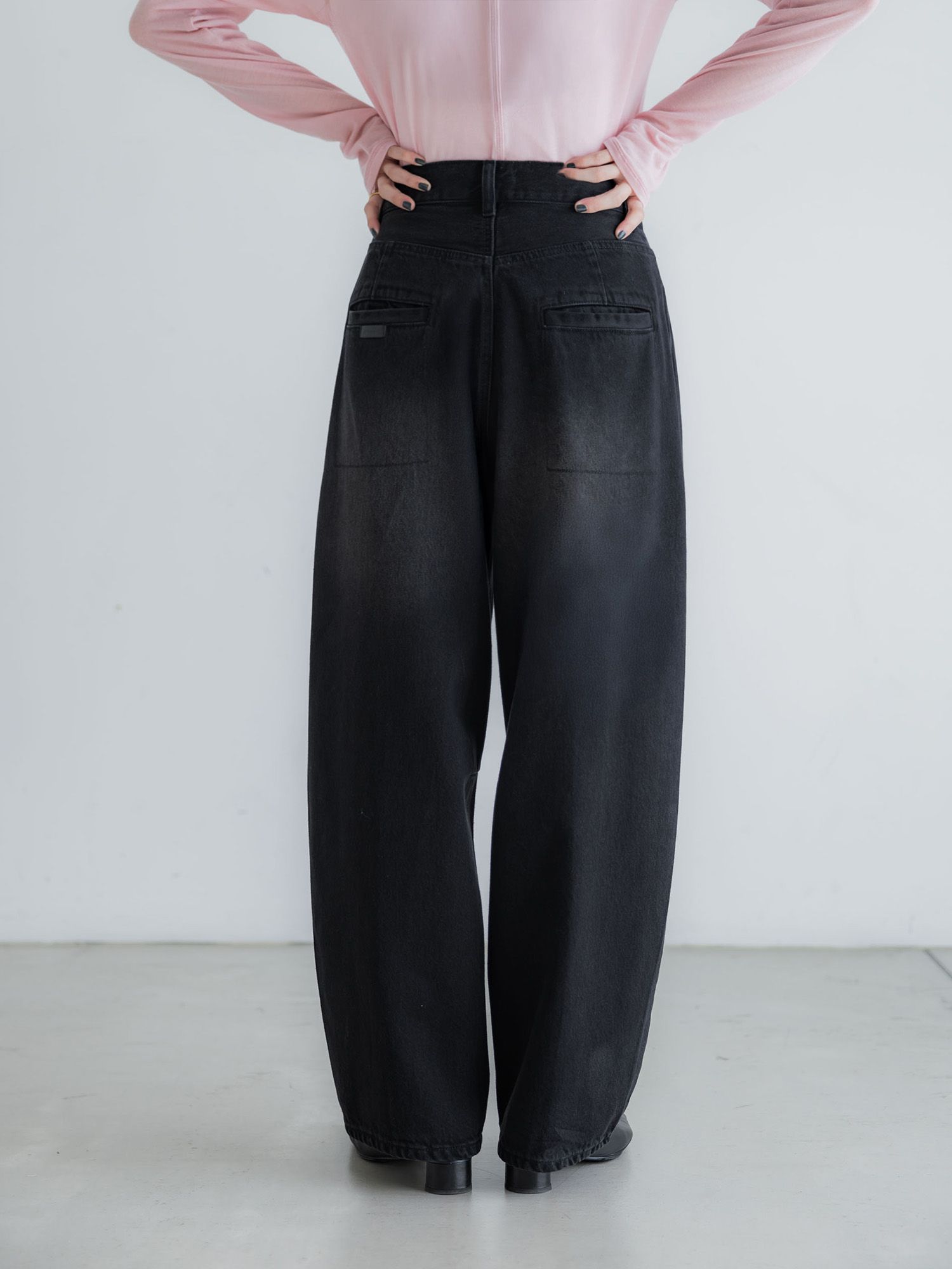 ソフトカーヴィーデニムパンツ