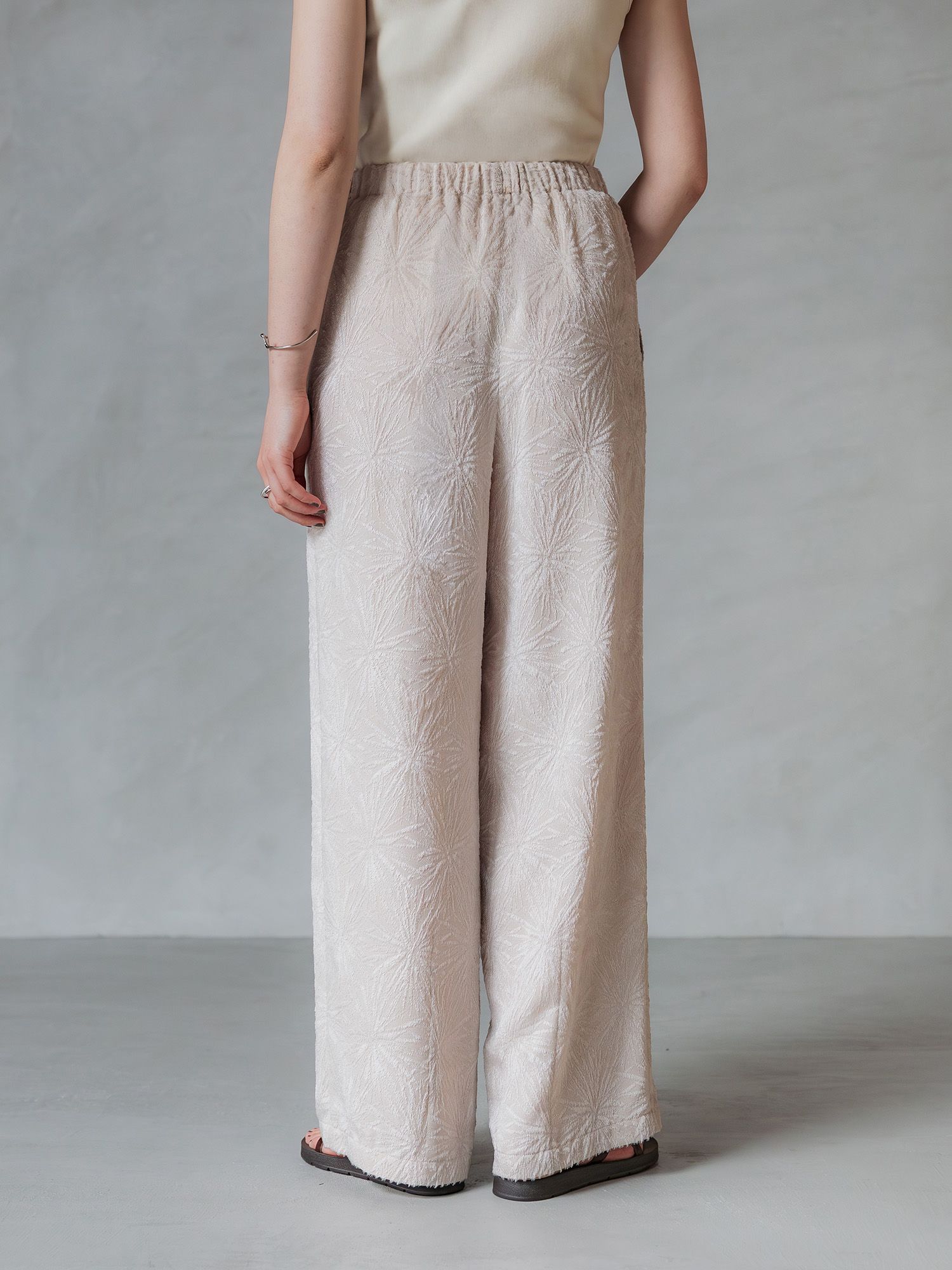 トリアセテートジャカードパンツ