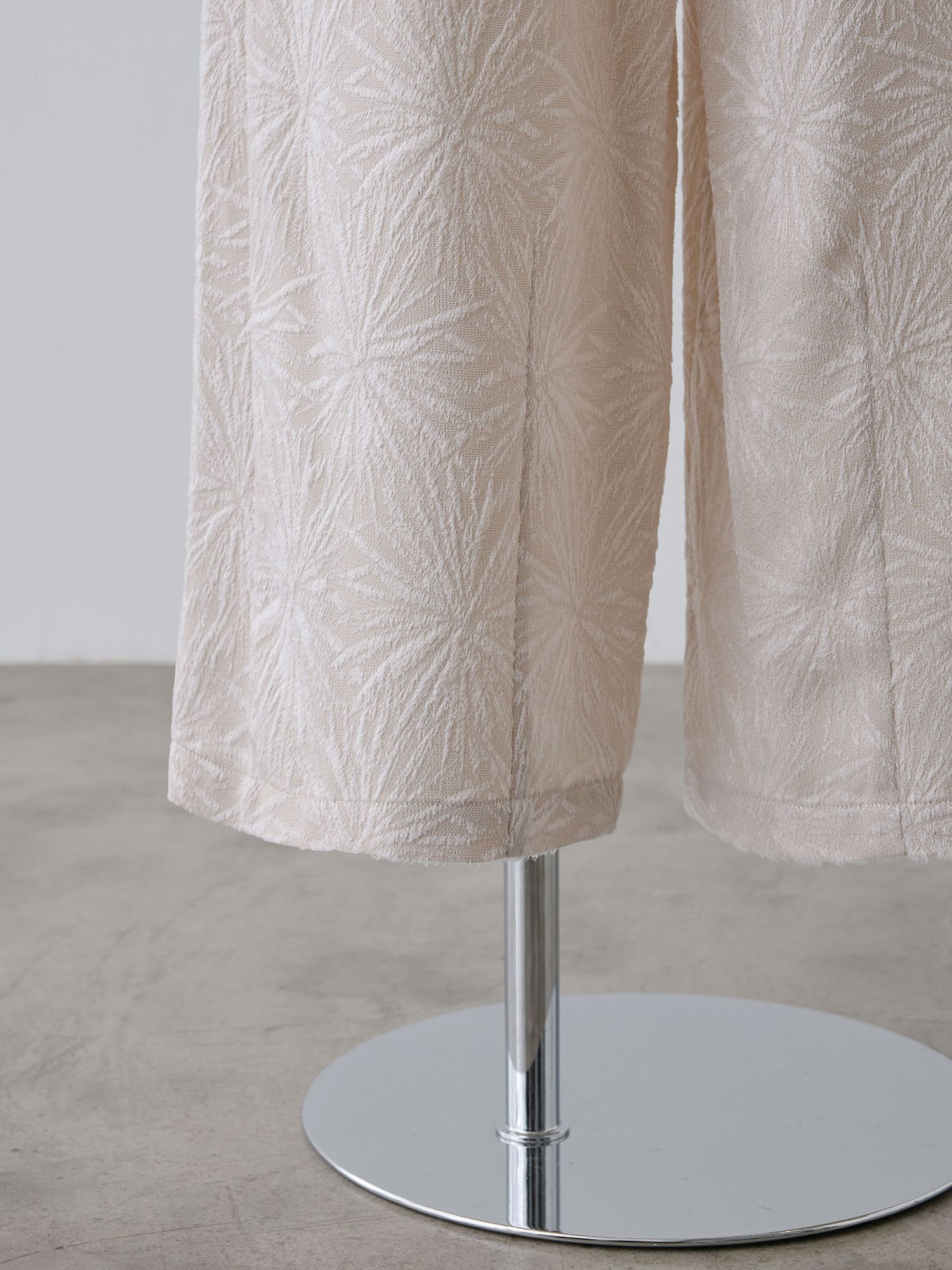 トリアセテートジャカードパンツ