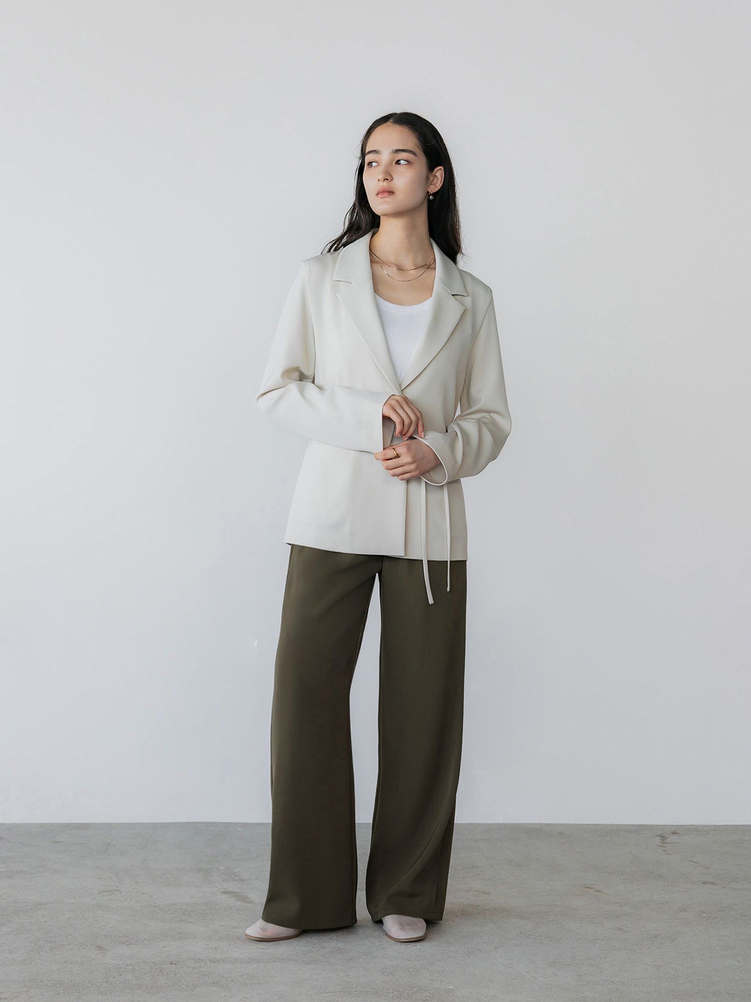 ウォーターリペレントスラックス