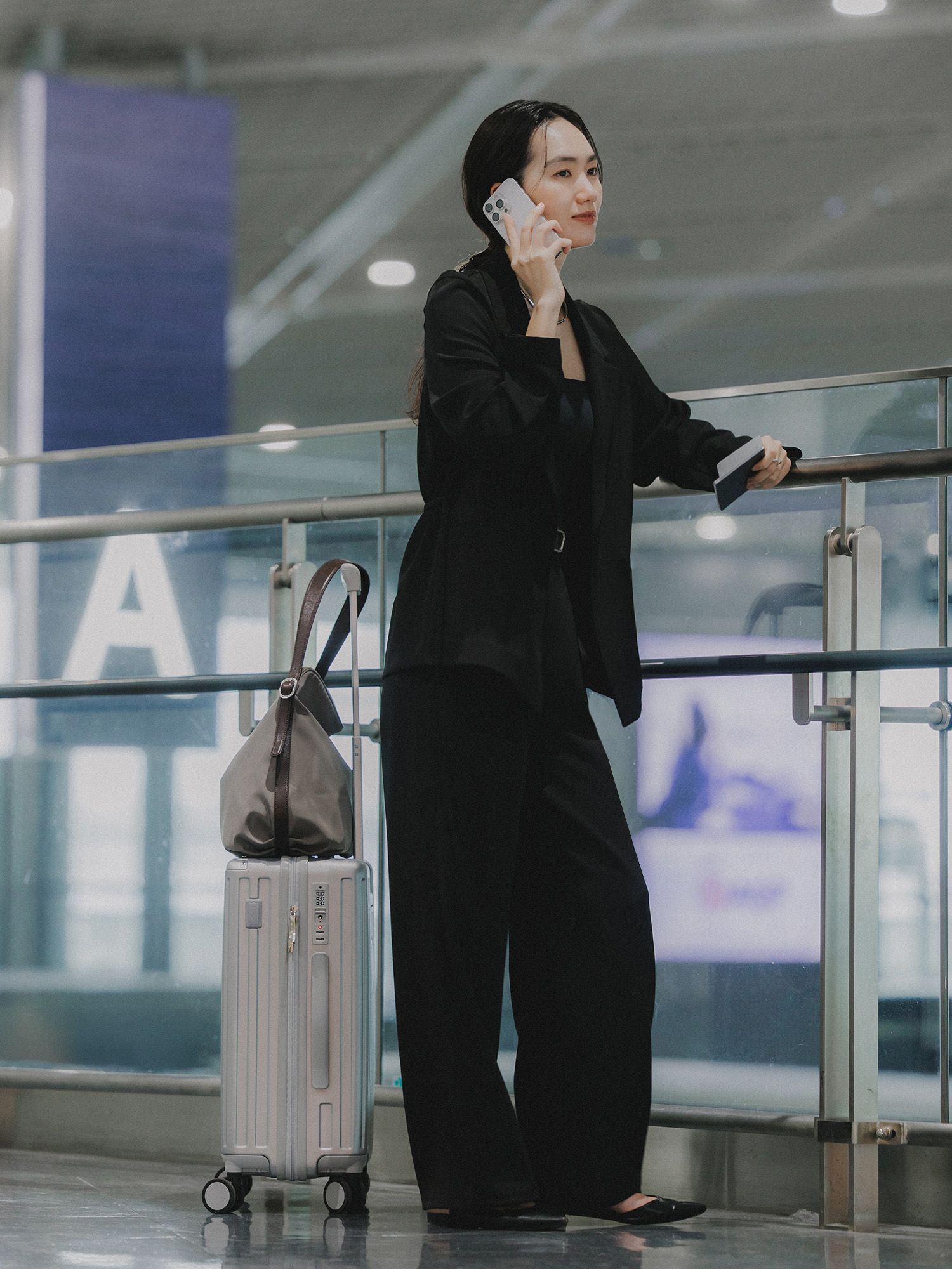 ウォーターリペレントスラックス