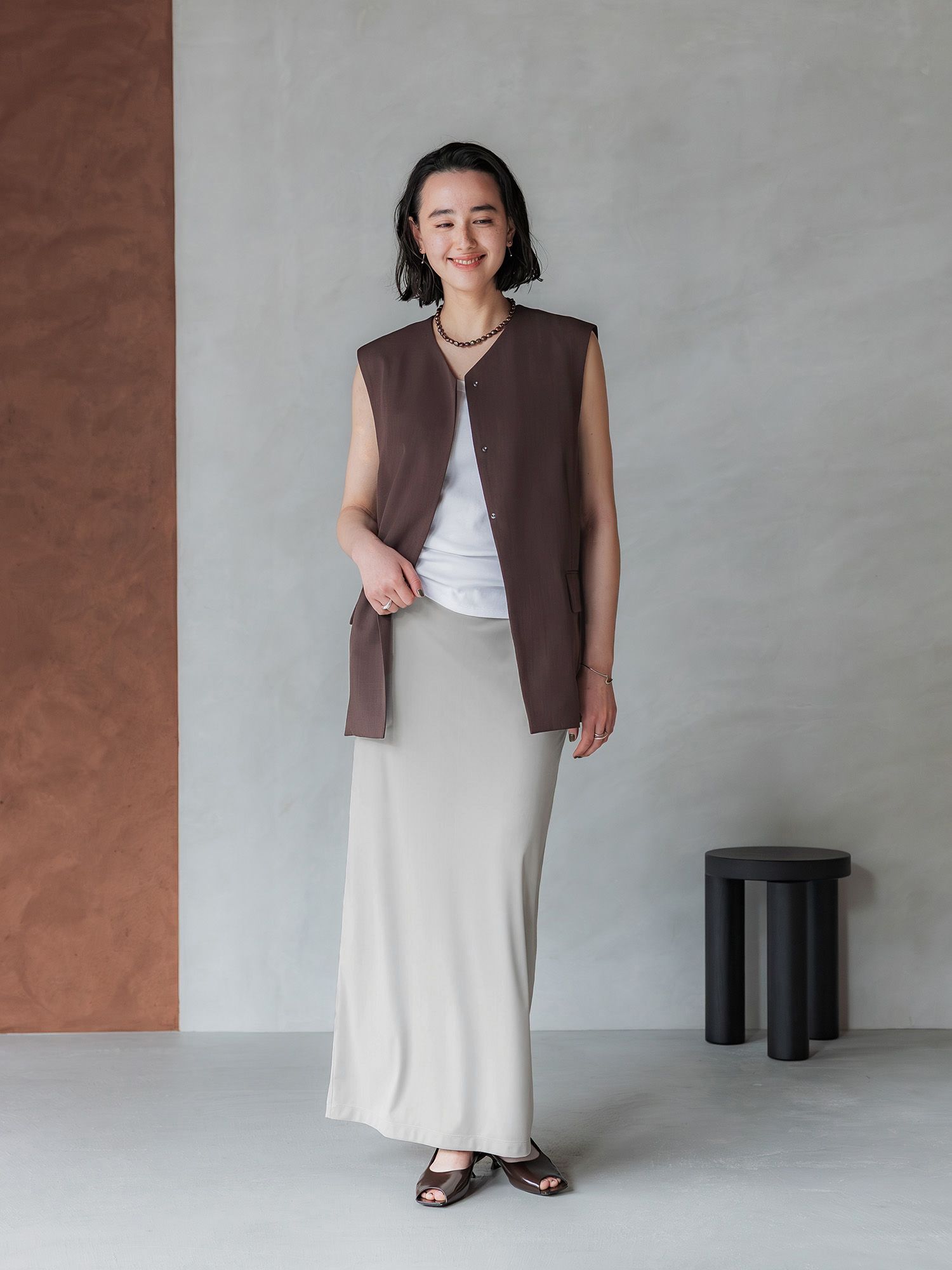 ストレッチベロアストレートスカート