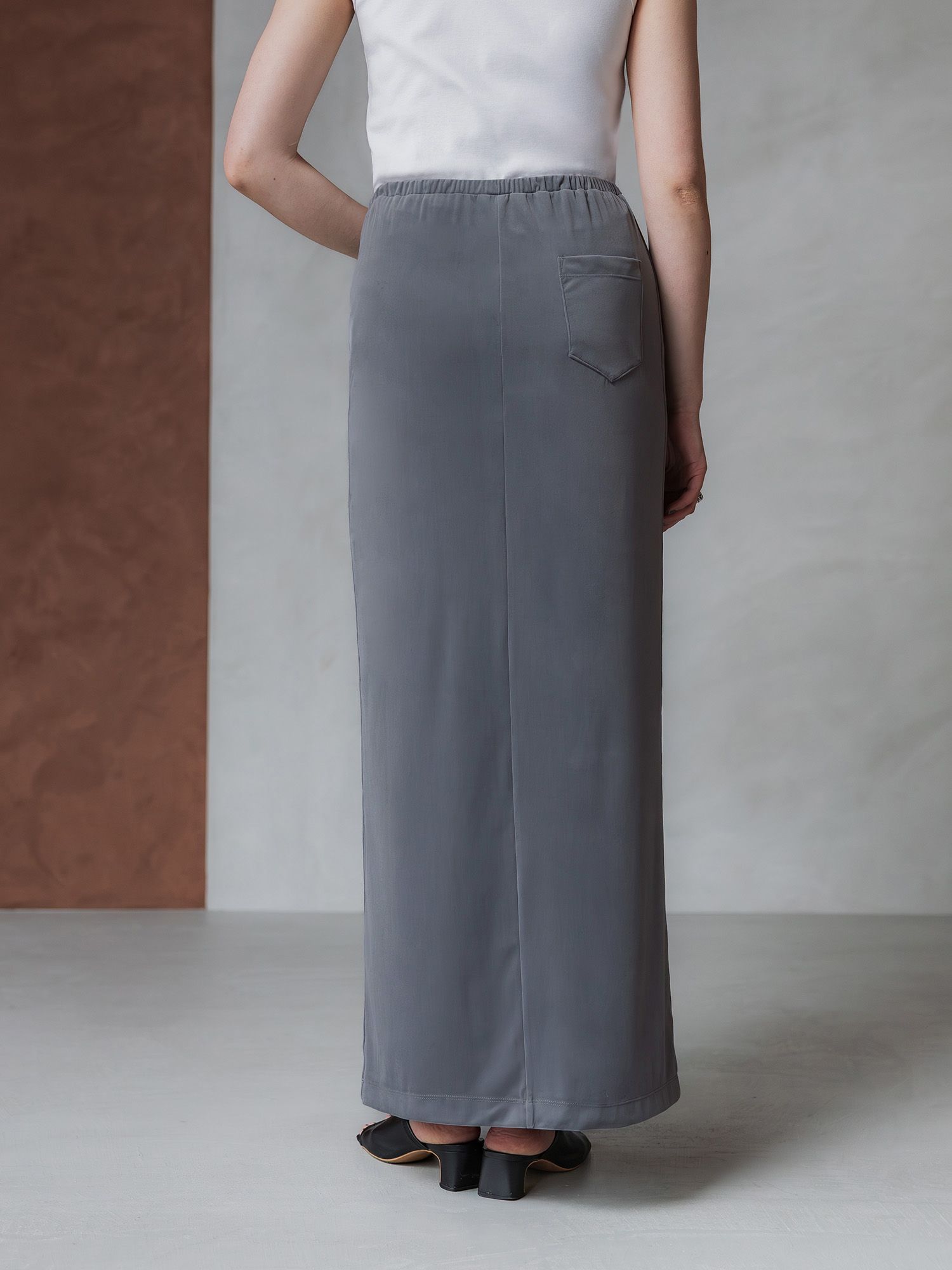 ストレッチベロアストレートスカート